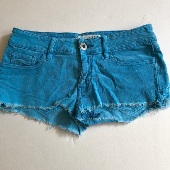 Light Blue Corduroy “BULLHEAD” shorts. Size 1 - Picture 2 of 4